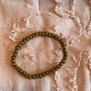 This bracelet is so cute